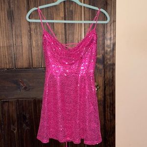 Never worn and didn’t fit me